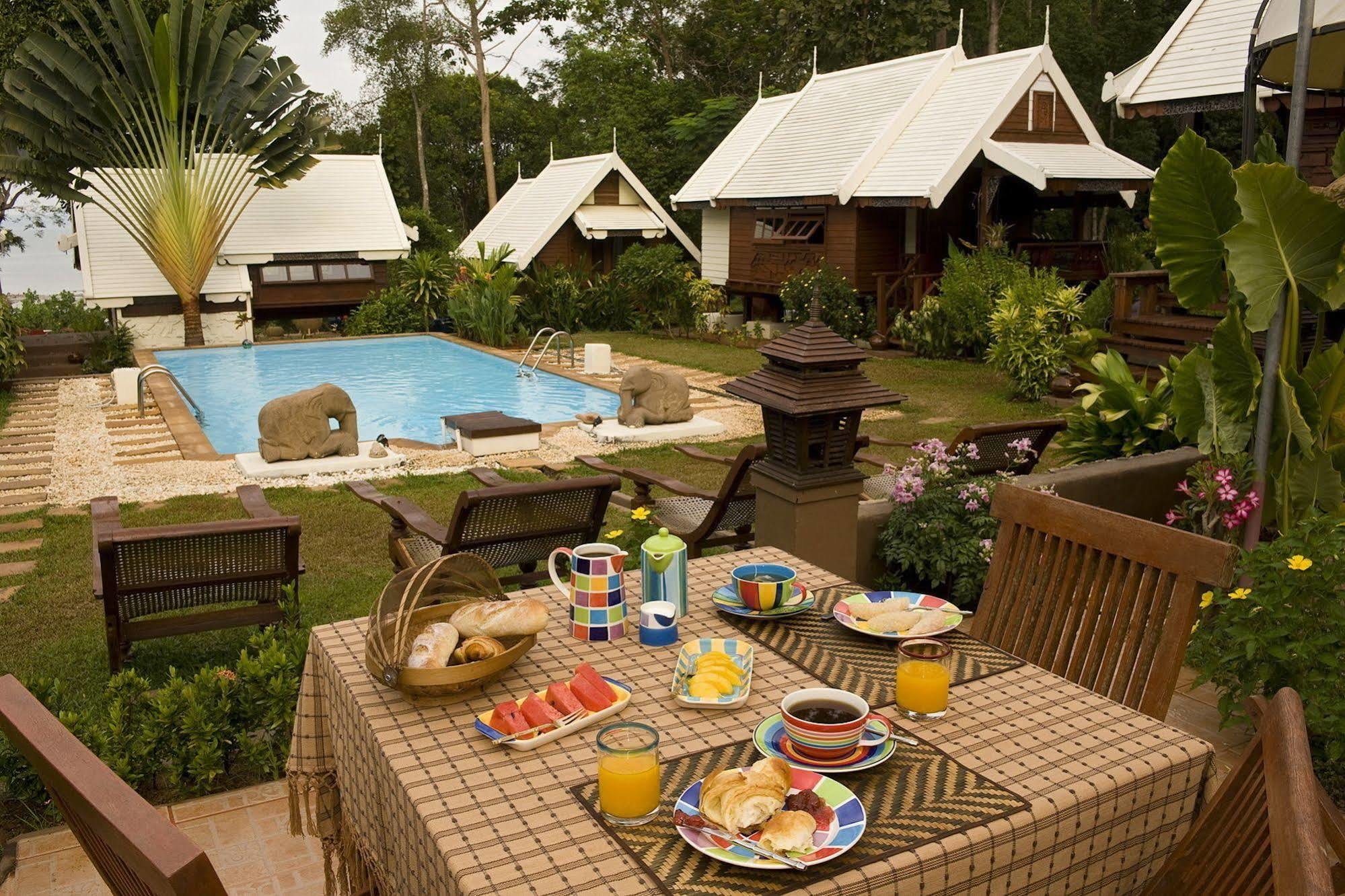 Le Passe-Temps Hotel Tha Lane Bay Екстериор снимка